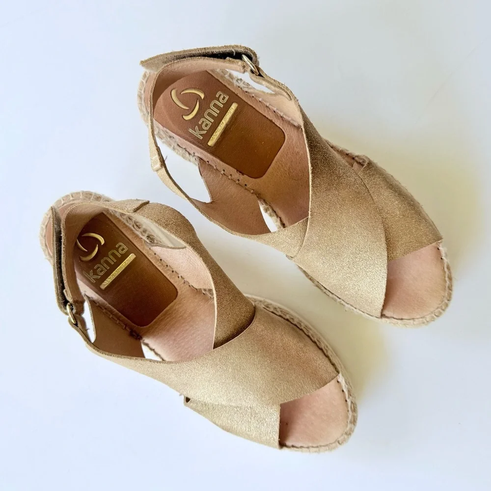 Kanna Gold Metallic Nubuck Suede Crossover Platform Wedge Espadrille Sandal 8